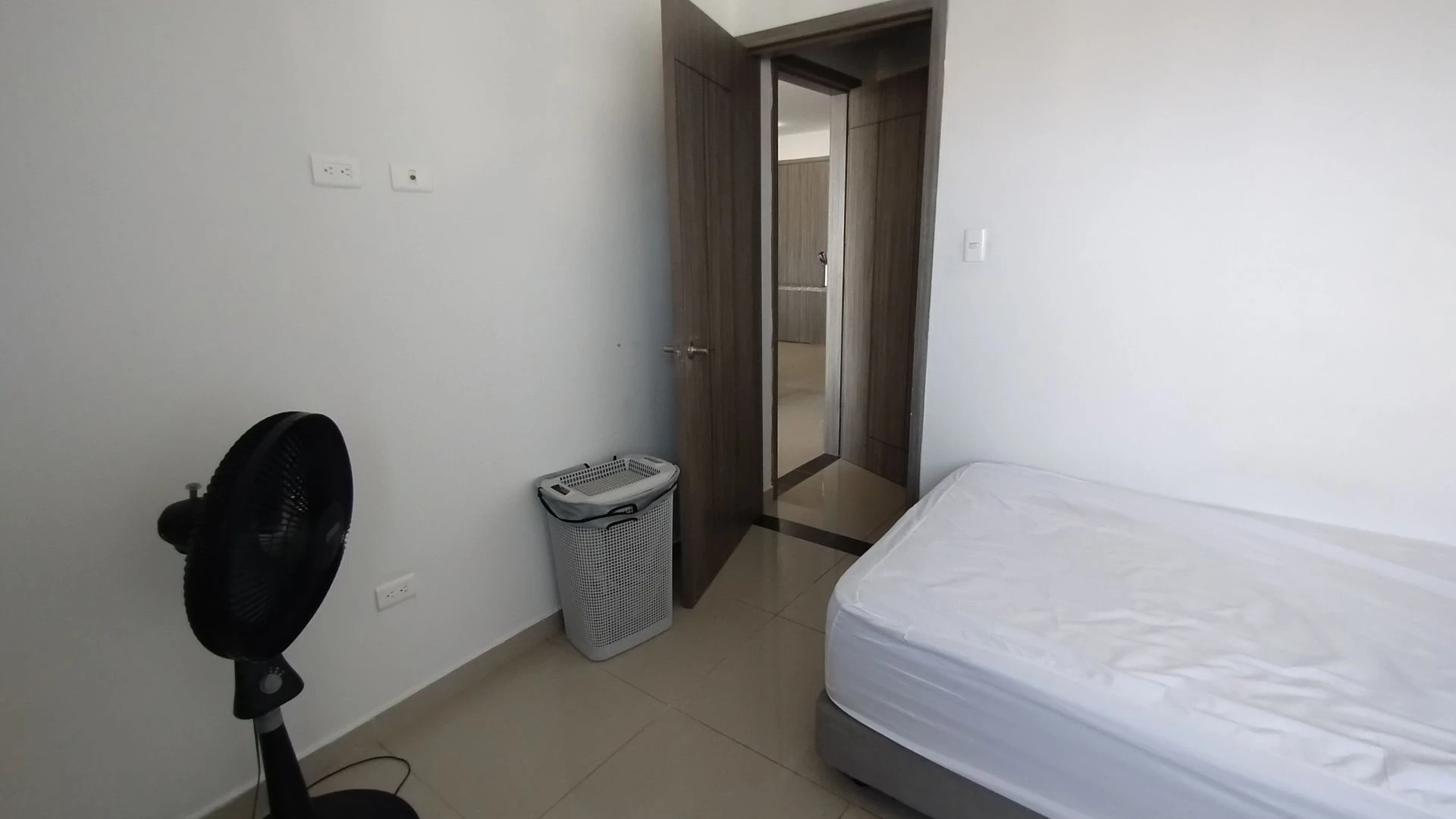 APARTAMENTO AMOBLADO EN RENTA
