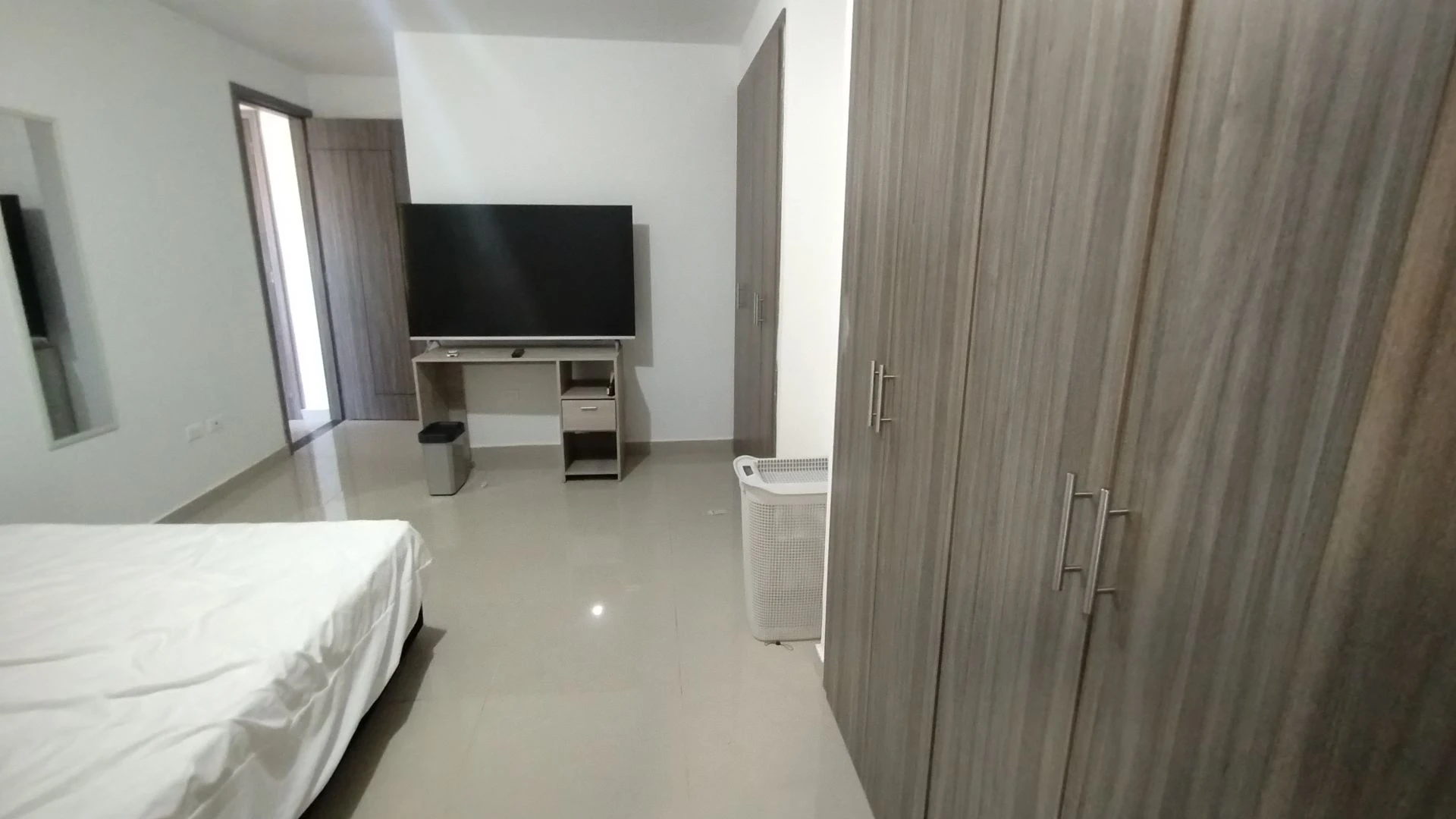APARTAMENTO AMOBLADO EN RENTA