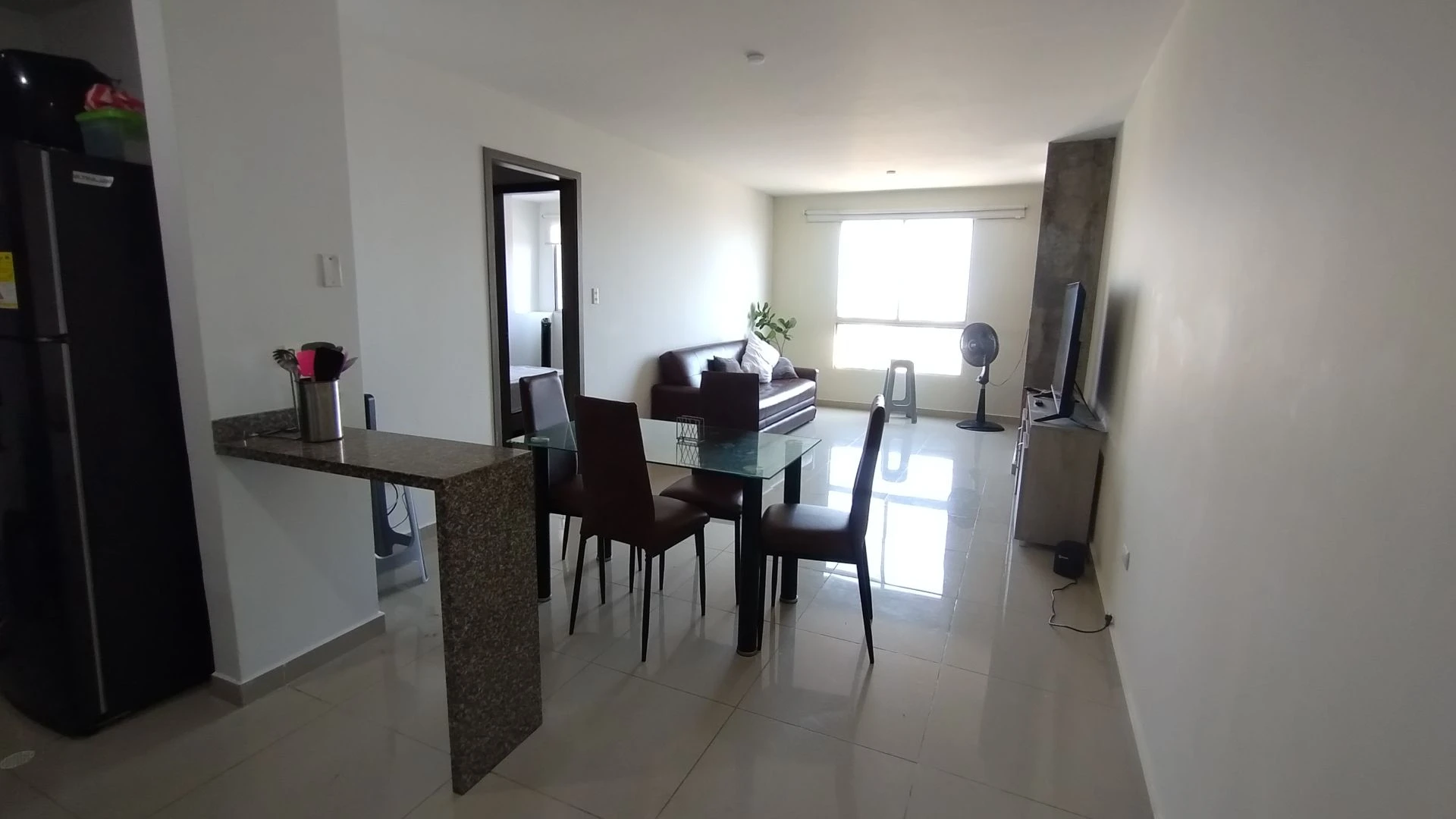 APARTAMENTO AMOBLADO EN RENTA