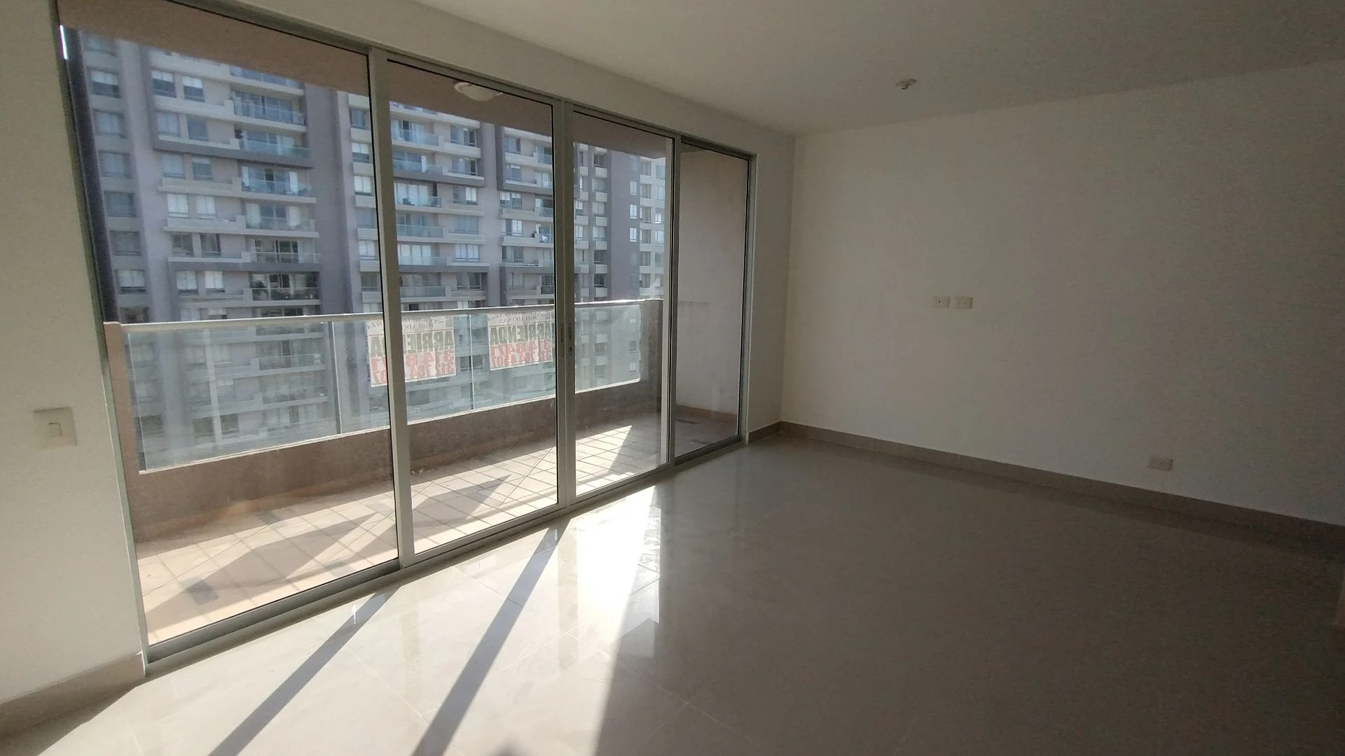 APARTAMENTO EN ARRIENDO EN RÍO ALTO