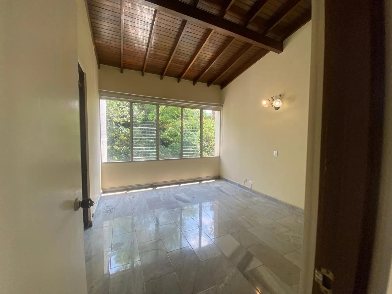 Arriendo Apartamento en el Poblado Sector Patio Bonito