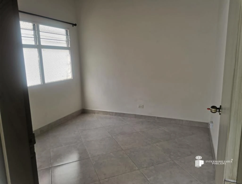 Apartamento En Arriendo Sector Calasanz