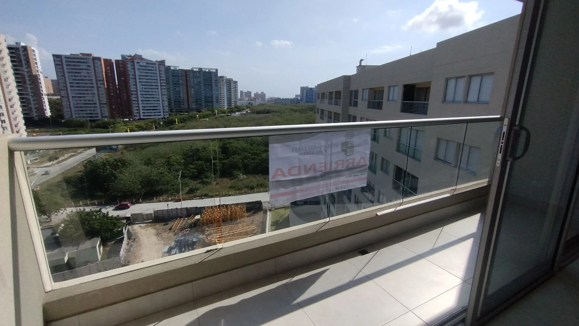 APARTAMENTO EN ARRIENDO CERCA DE BUENAVISTA.