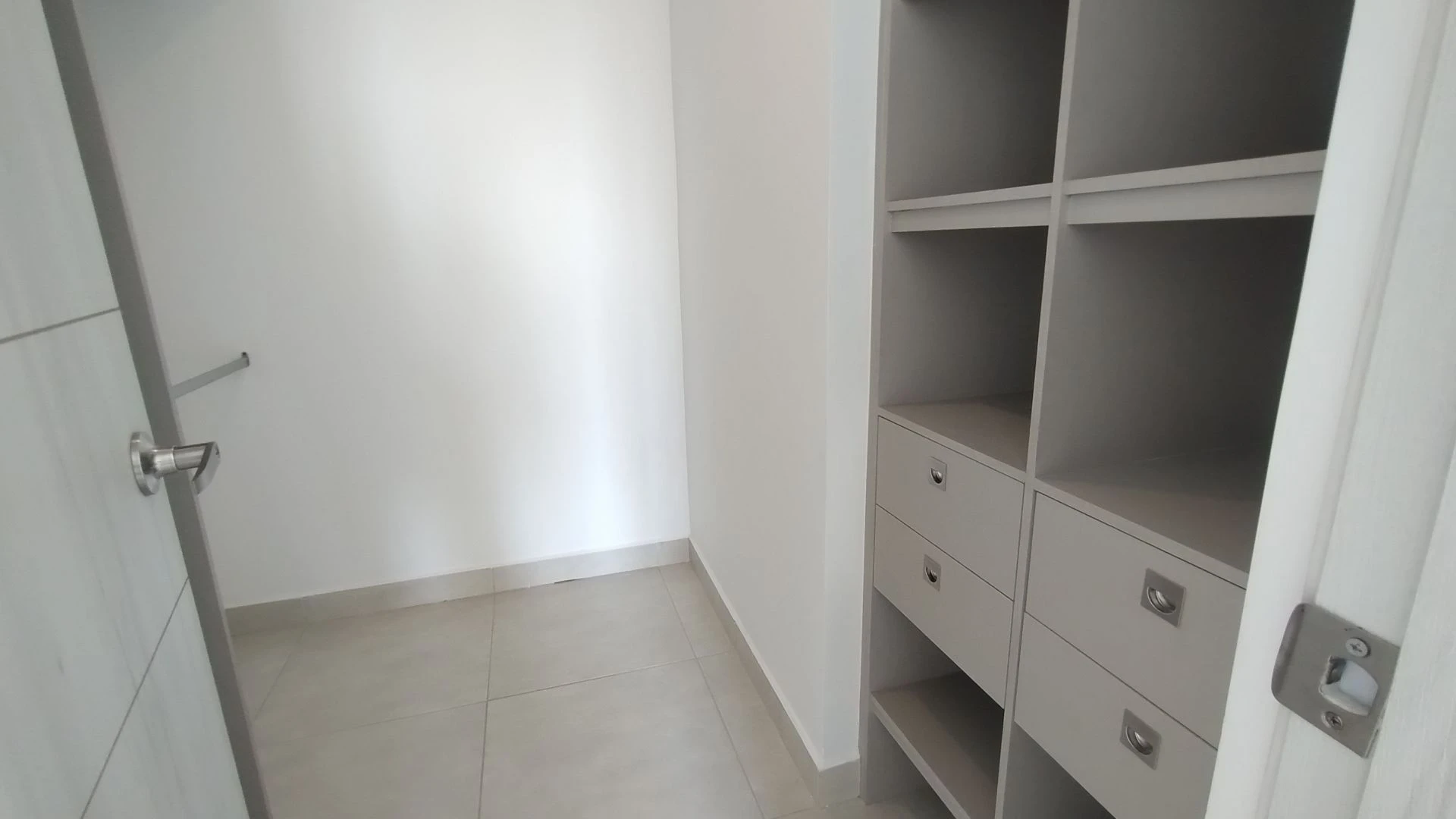 APARTAMENTO EN VENTA CERCA DE BUENAVISTA.