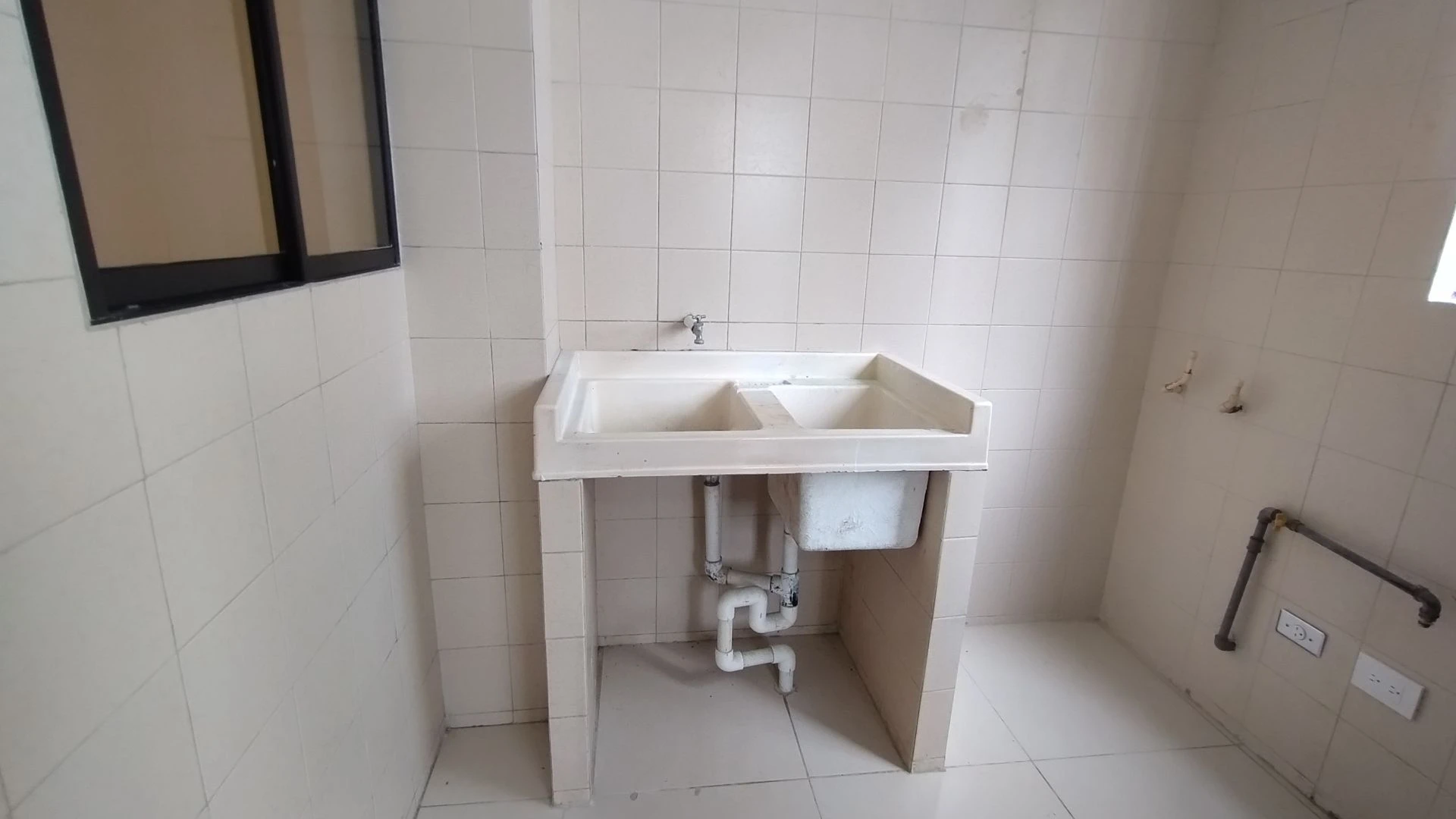 APARTAMENTO EN ARRIENDO EN ALTO PRADO.