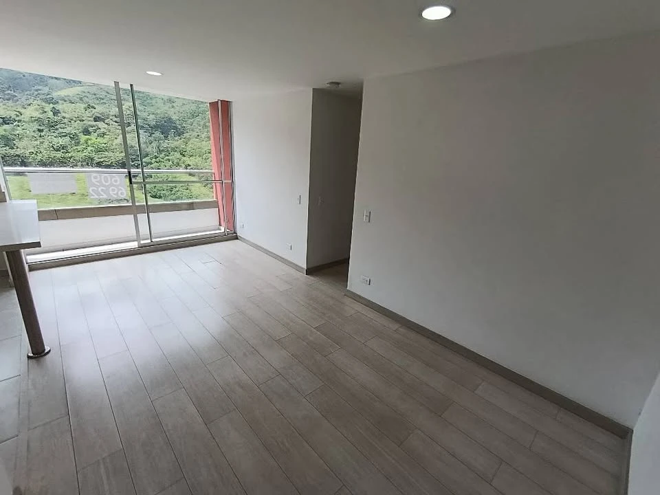 Apartamento en arriendo sector Cañaveralejo