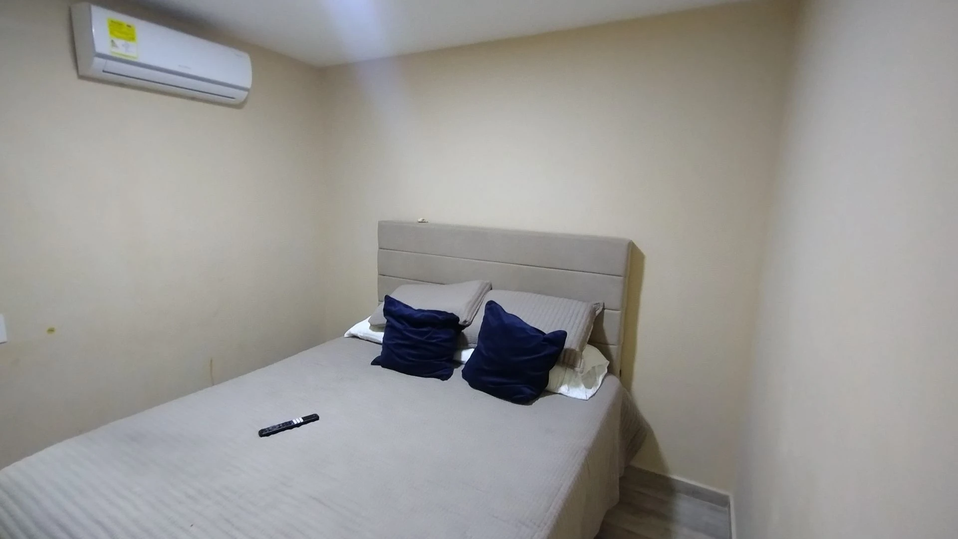 APARTAMENTO AMOBLADO EN ARRIENDO EN CIUDAD MALLORQUIN.