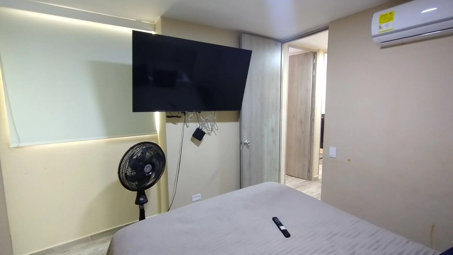 APARTAMENTO AMOBLADO EN ARRIENDO EN CIUDAD MALLORQUIN.