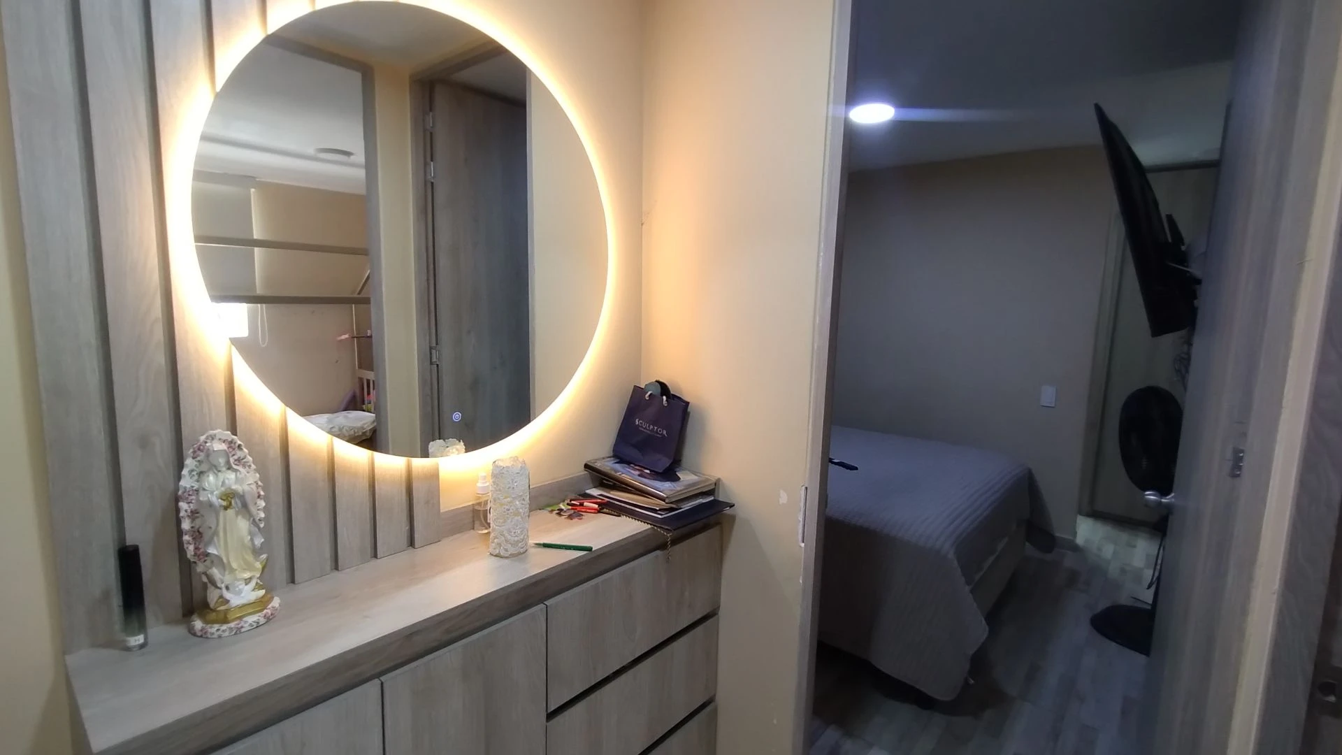 APARTAMENTO AMOBLADO EN ARRIENDO EN CIUDAD MALLORQUIN.