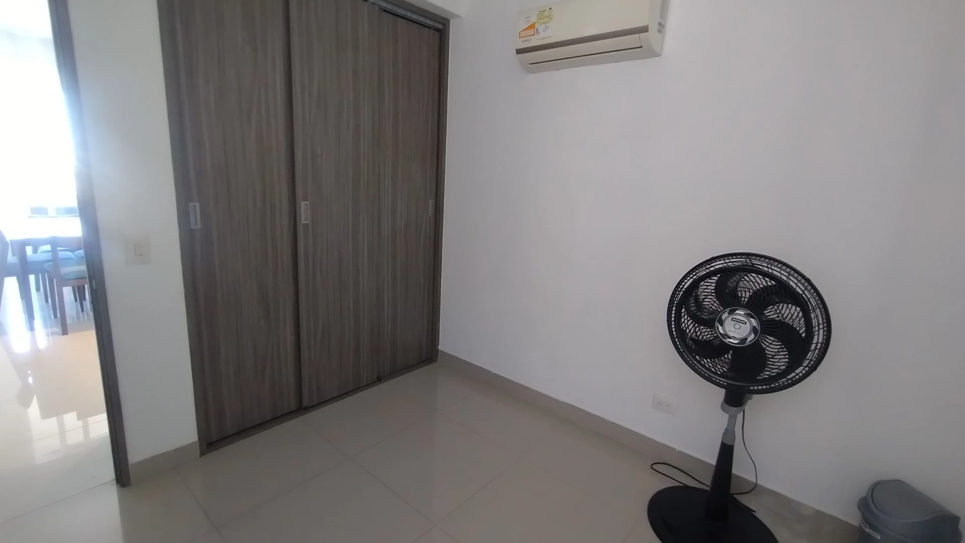 APARTAMENTO EN ARRIENDO EN LA CASTELLANA.