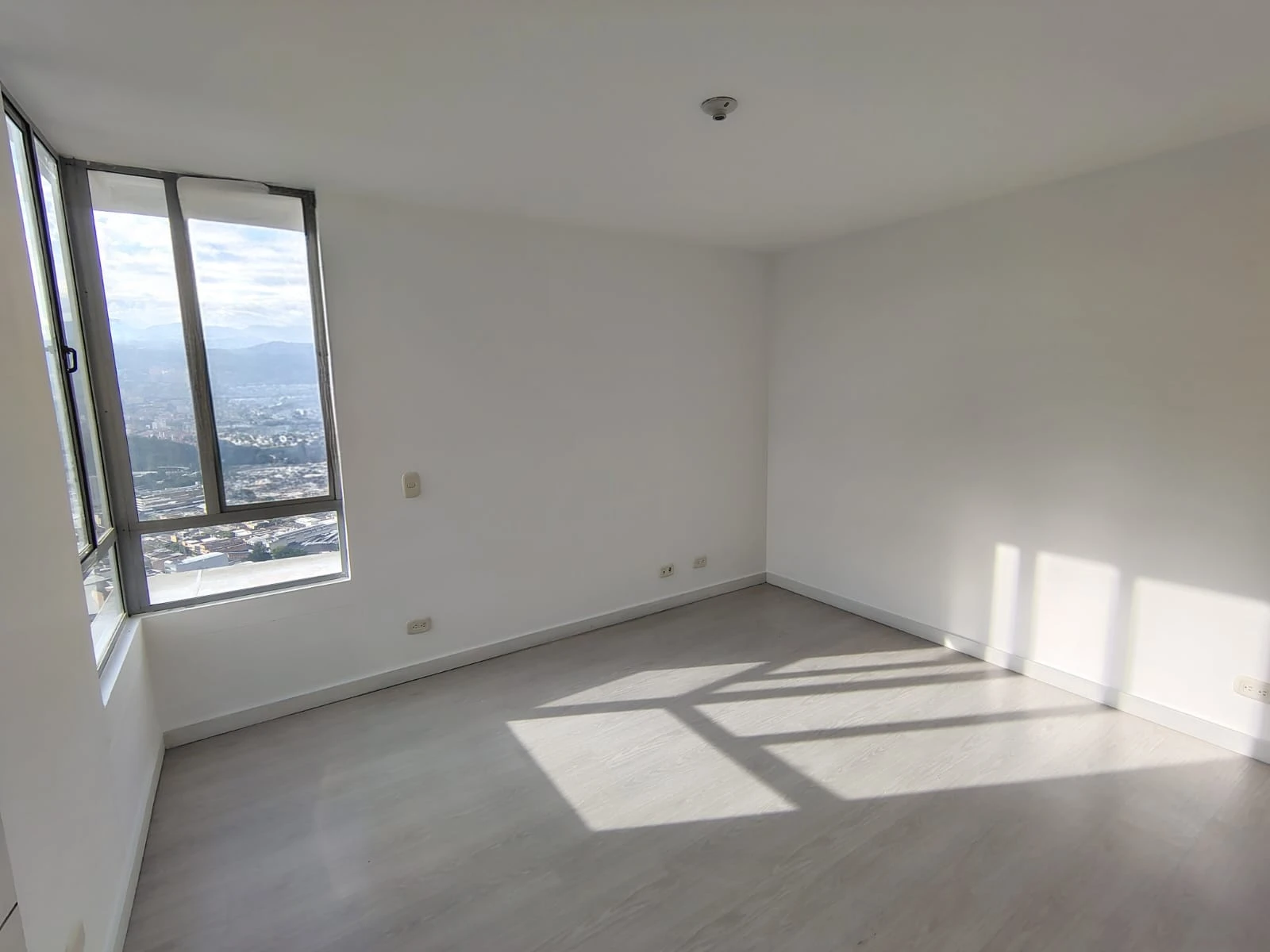 Apartamento en arriendo sector Las Palmas