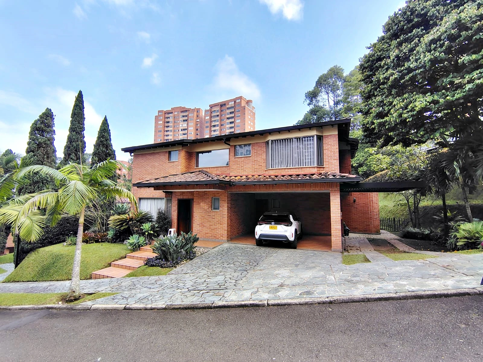 Casa en arriendo sector la Calera