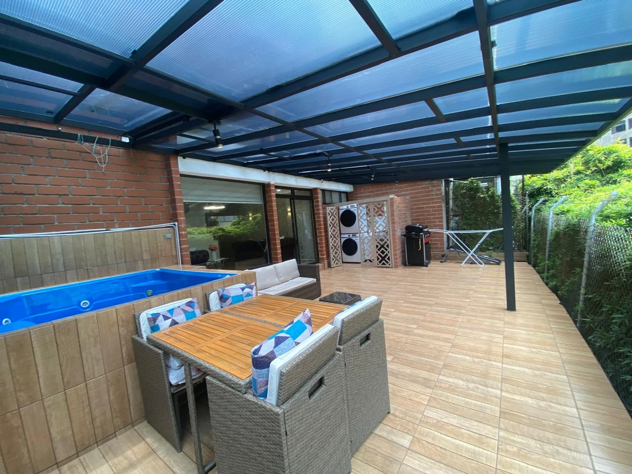 Arriendo Apartamento en el Poblado