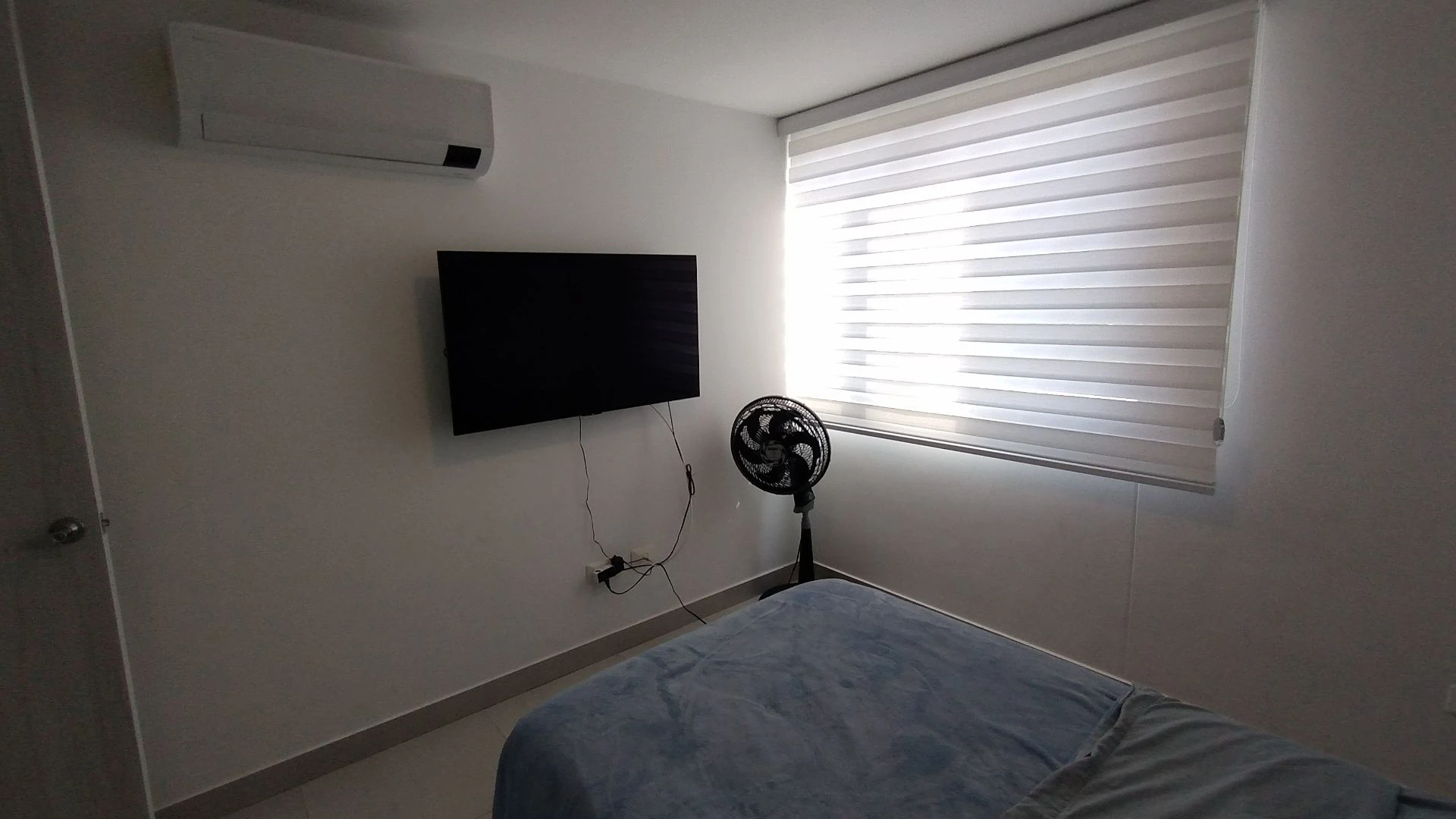 APARTAMENTO AMOBLADO EN ARRIENDO.