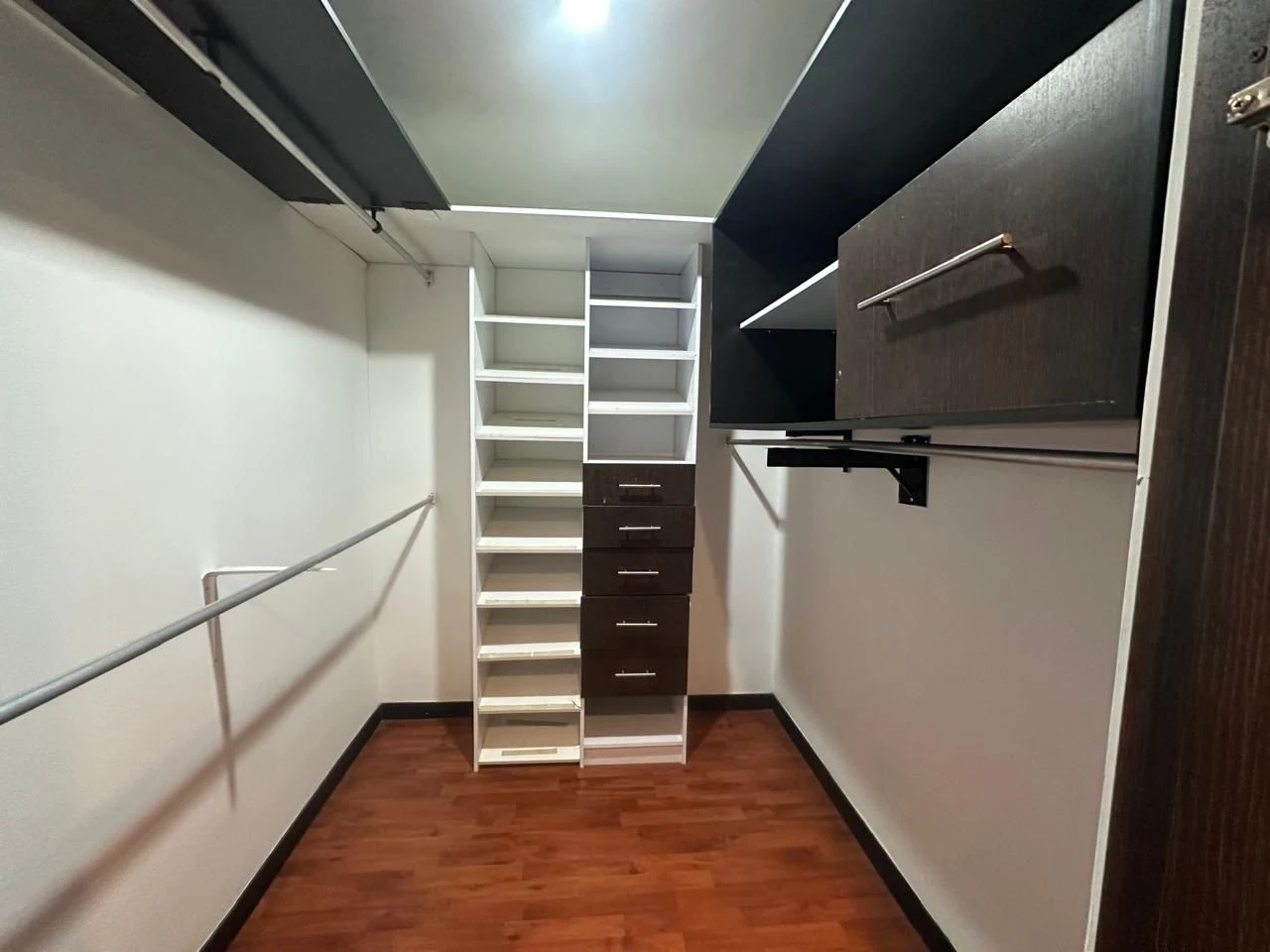 Apartamento En Arriendo Sector Laureles