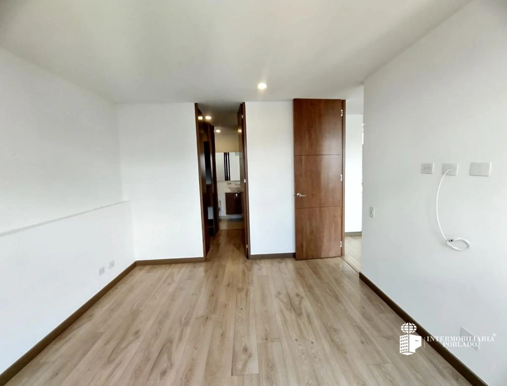 Apartaestudio en arriendo sector Loma de los Gonzalez