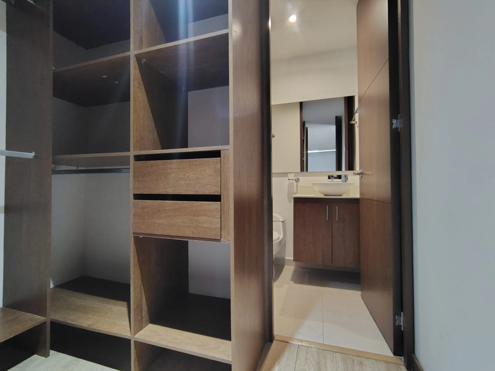 Apartaestudio en arriendo sector Loma de los González