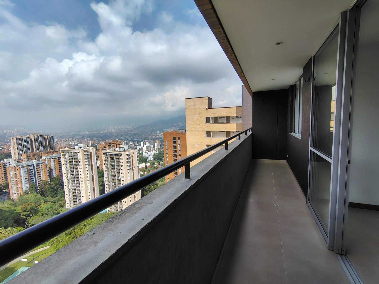 Apartaestudio en arriendo sector Loma de los González